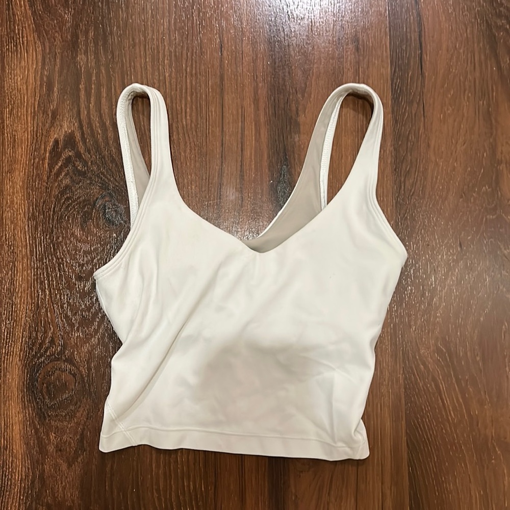 Align tank top